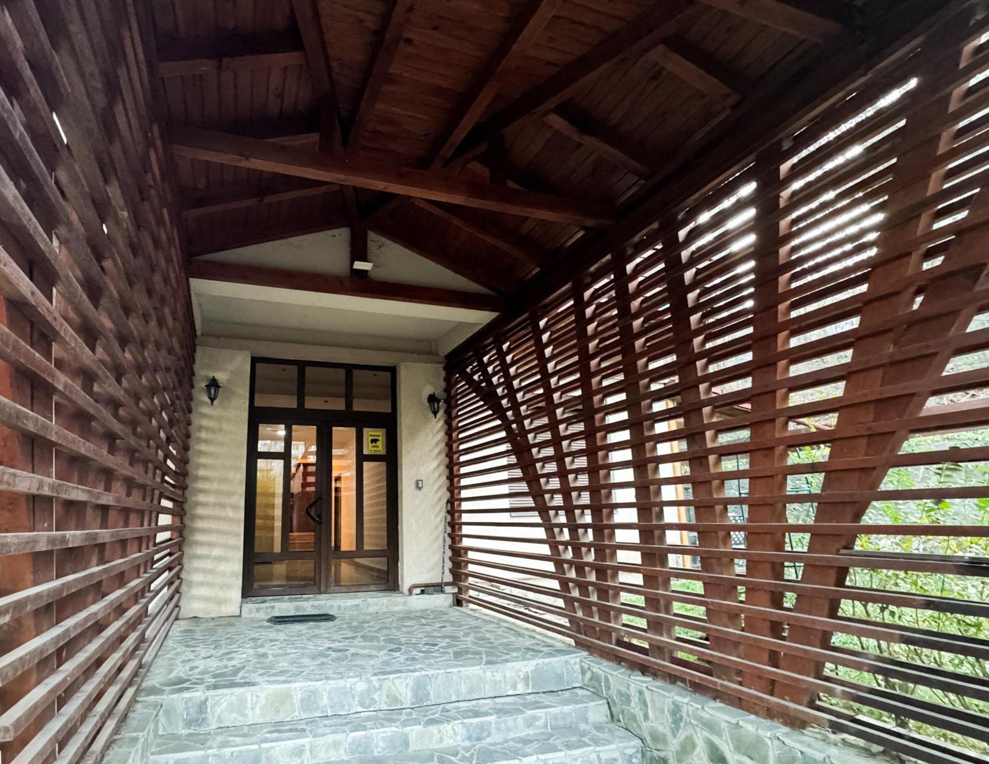 Impala Sinaia - Gazelle Apartment Bagian luar foto