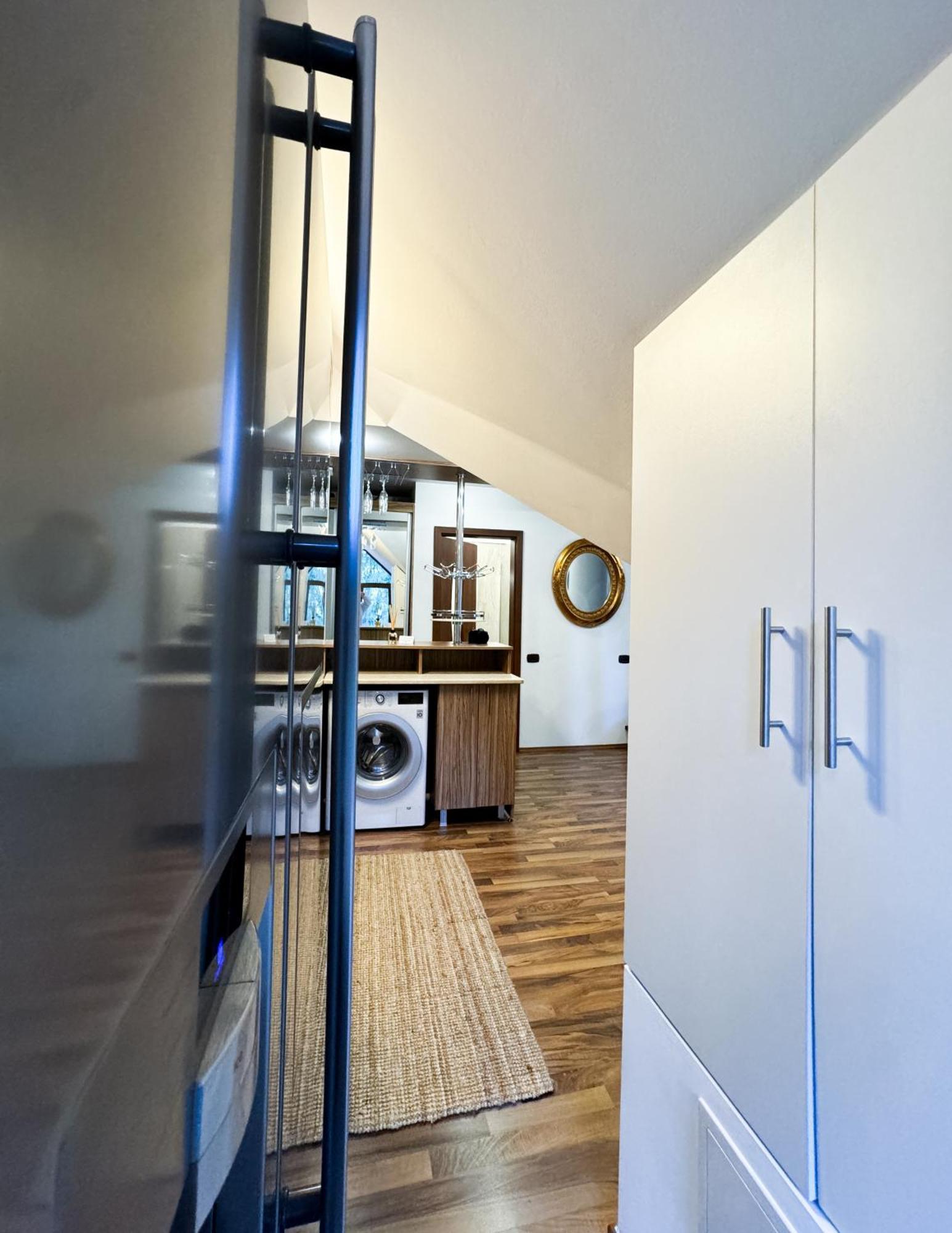 Impala Sinaia - Gazelle Apartment Bagian luar foto